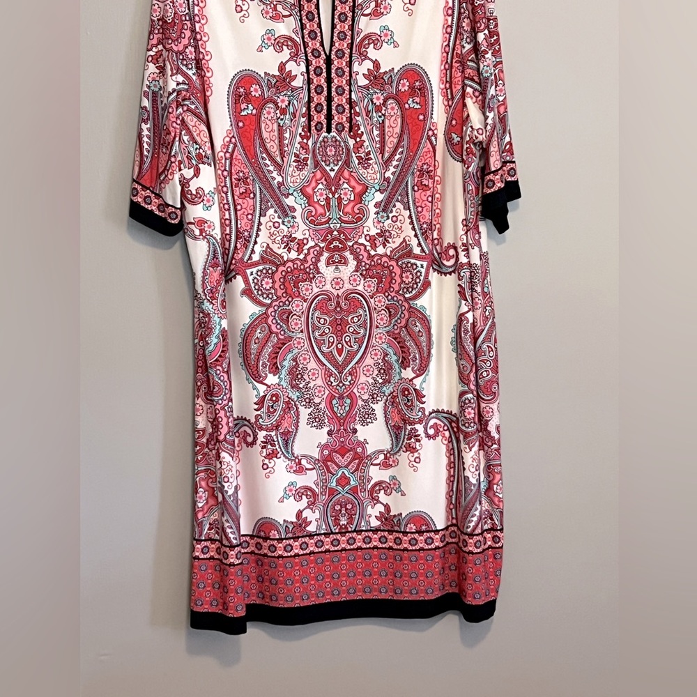 20W, Sandra Darren knee length dress